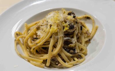 Linguine alla Nicolo, con sugo di tonno, capperi e olive taggiasche